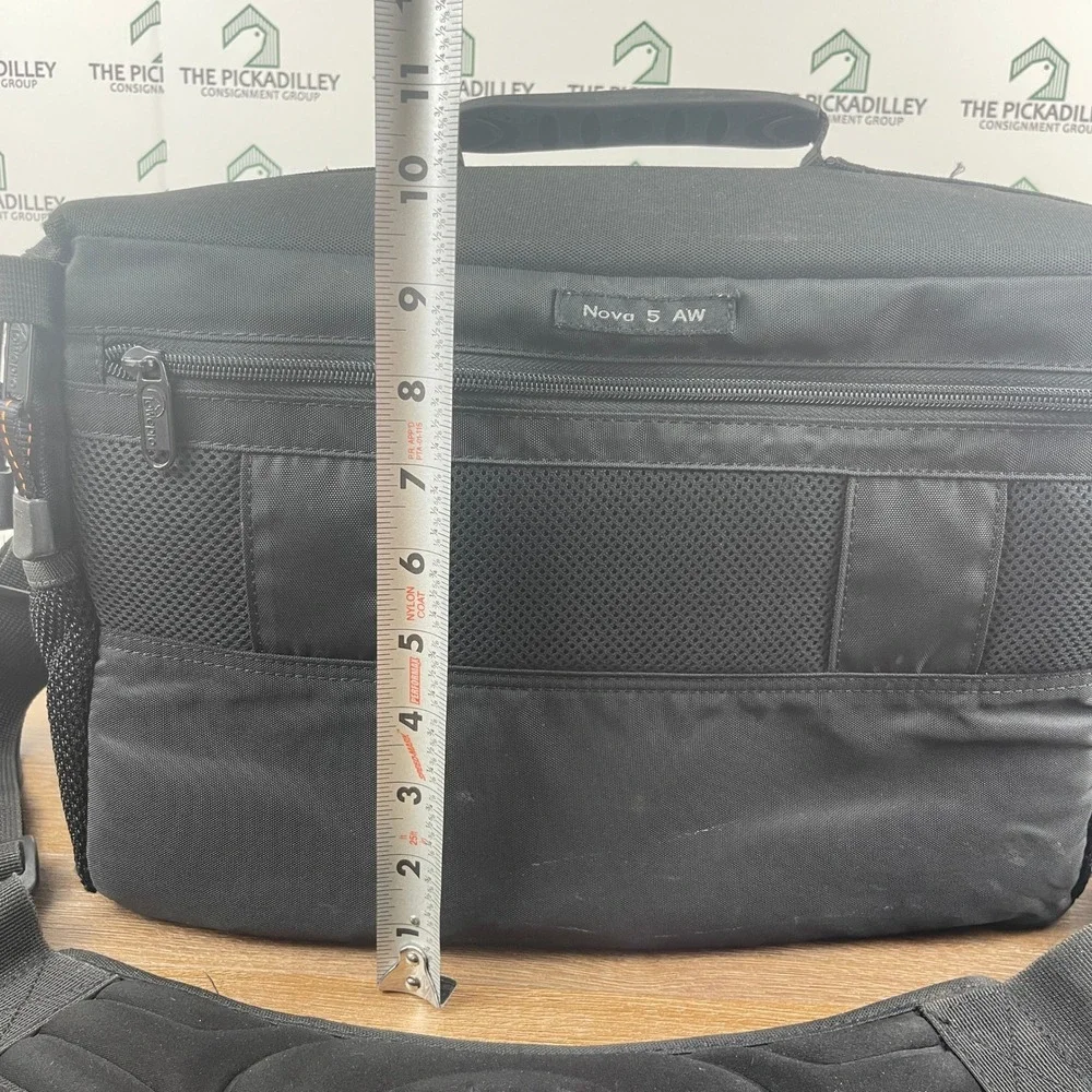 Lowepro Nova 5 AW Camera‎ Bag Shoulder Bag Black Photography Travel